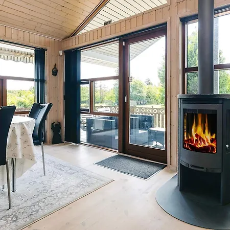 4 Star In Oster Assels-by Traum