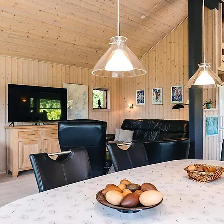 4 Star In Oster Assels-by Traum * Oster Assels